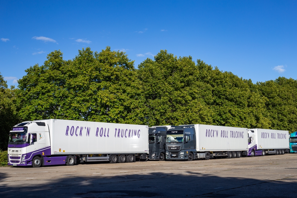 Taylor Swift Keeps the World’s Truckers Employed
